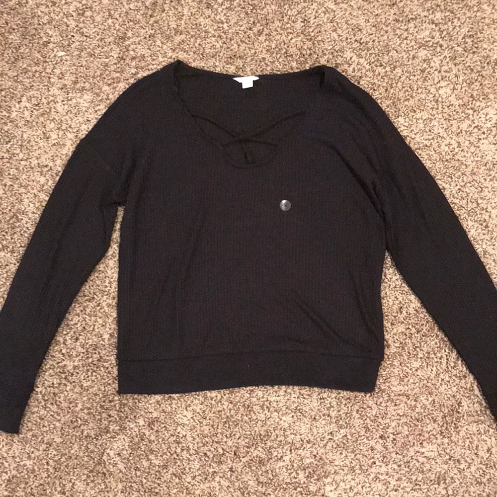 Aeropostale black cross-top long sleeve